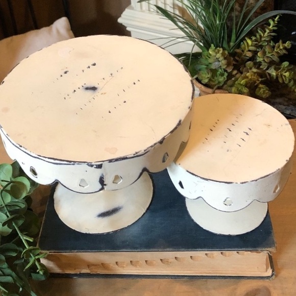 Vintage Farmhouse Shabby Chic Metal Distressed Two Tiered Scalloped Edge Stands - Picture 3 of 9